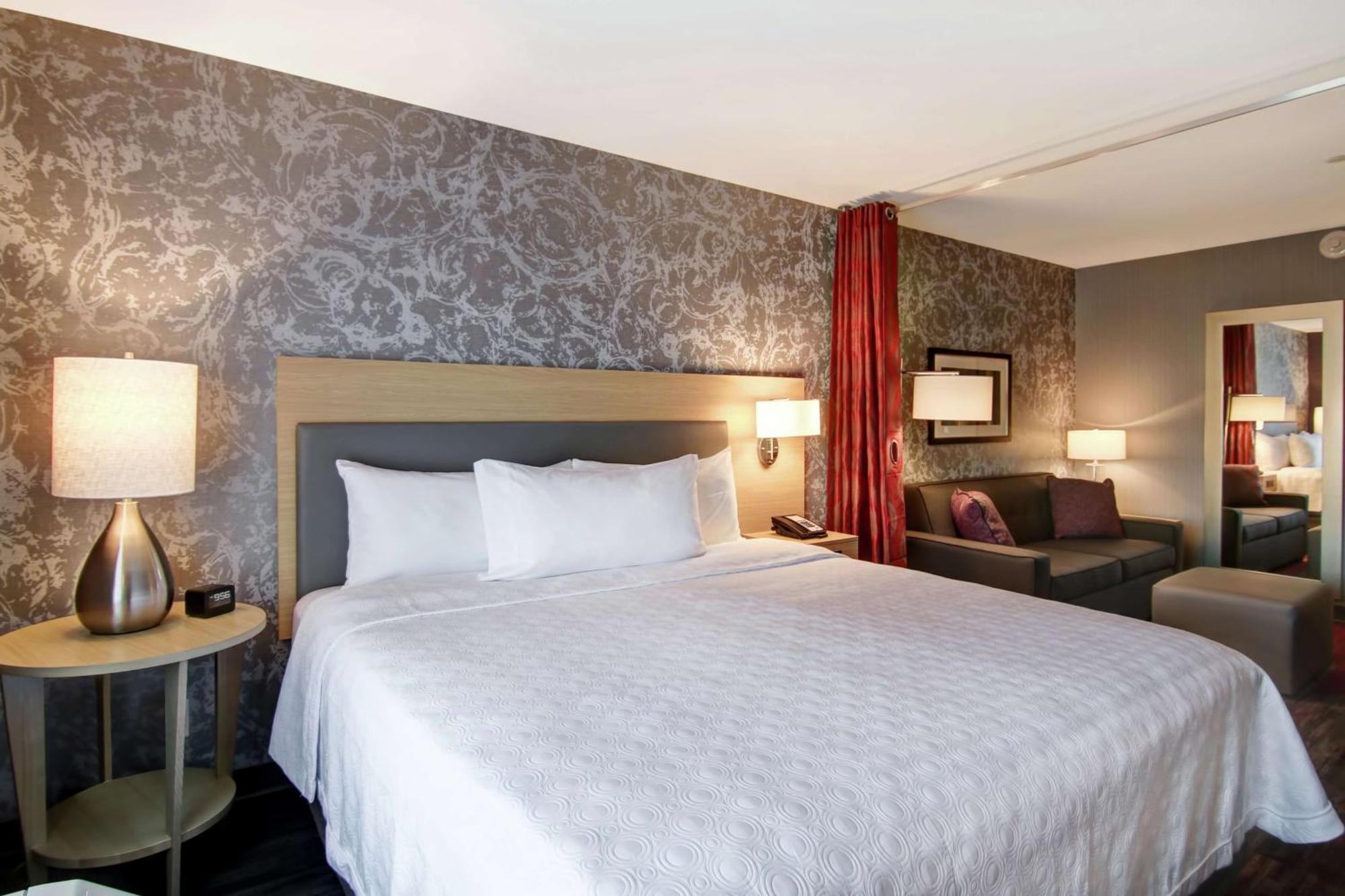 Home2 Suites By Hilton Edmonton South Extérieur photo