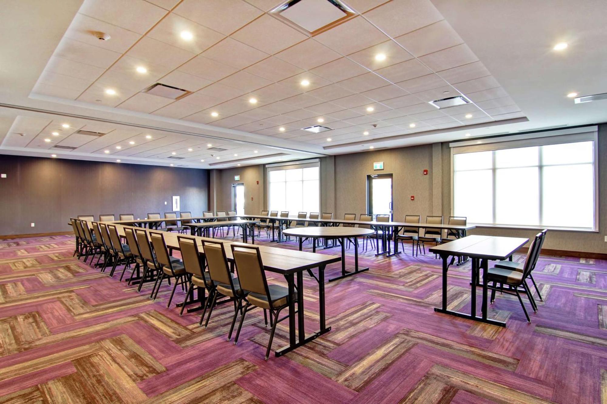 Home2 Suites By Hilton Edmonton South Extérieur photo