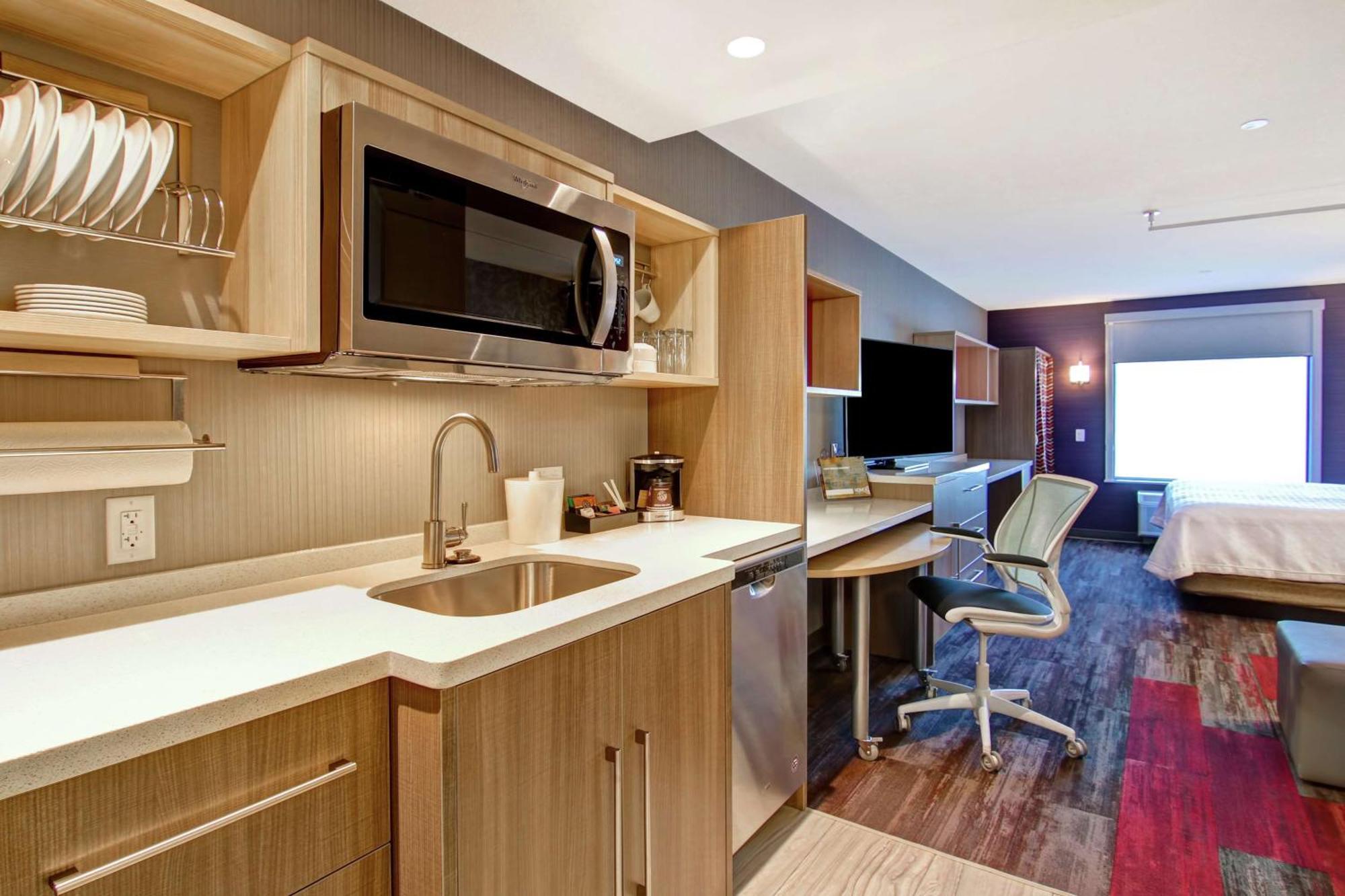 Home2 Suites By Hilton Edmonton South Extérieur photo